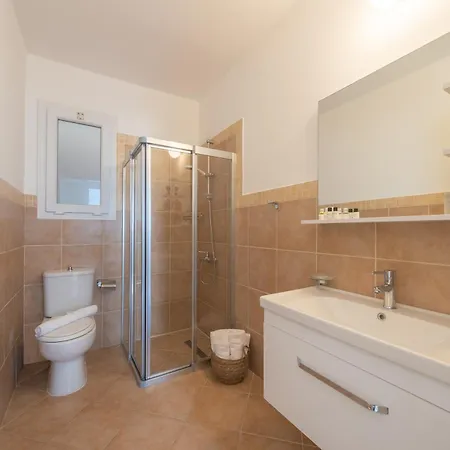 Thalassa Beach Family & Waterpark Resort Vokolidha Room photo